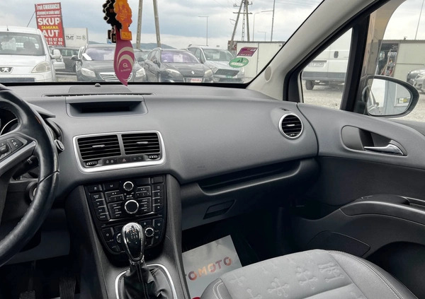 Opel Meriva cena 23800 przebieg: 210000, rok produkcji 2011 z Łask małe 37